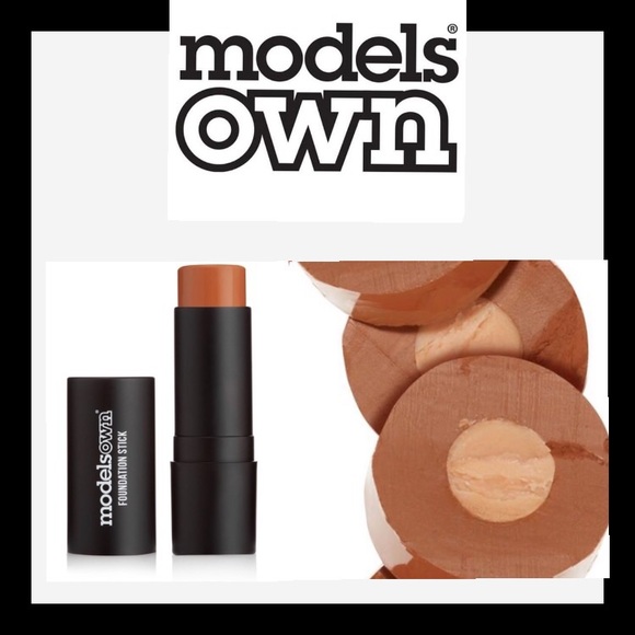modelsOWN Other - ModelsOWN Foundation stick.  NEW. COLOR 40